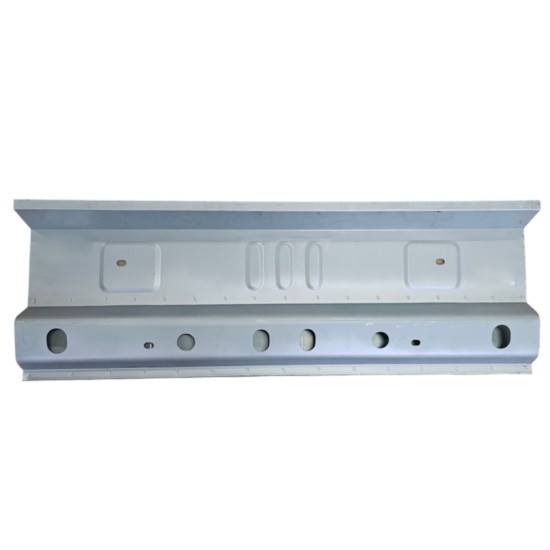 Side repair panel for Iveco Daily 2014-2016 / Left = Right (symmetrical) 14710